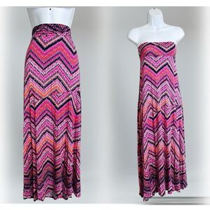 New‎ Directions Maxi Skirt Size M Pull On Pink Multicolor Chevron Print READ